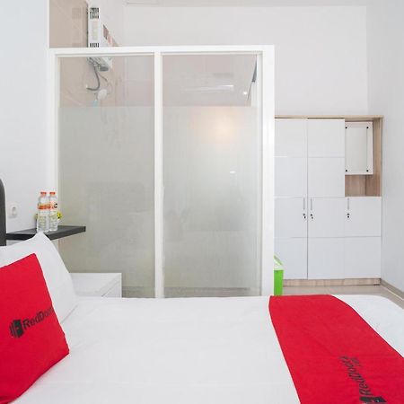 Reddoorz Syariah At Winong Nganjuk Hotel Kültér fotó