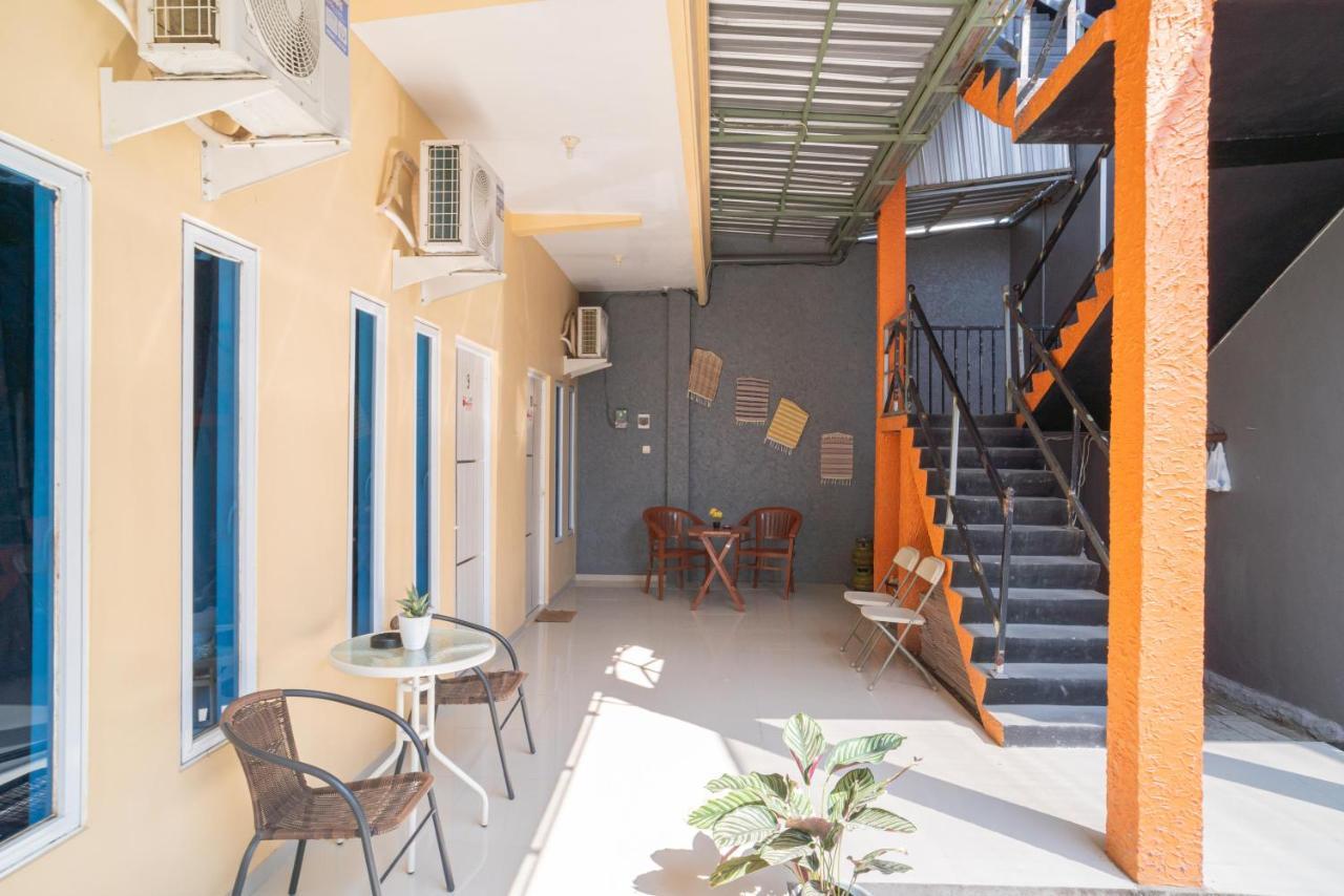 Reddoorz Syariah At Winong Nganjuk Hotel Kültér fotó